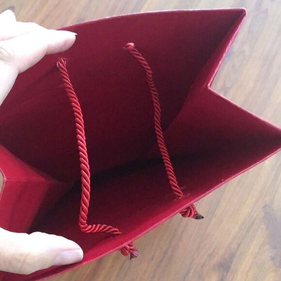 Cartier red And gold paper shopping bag - Picture 2 of 4